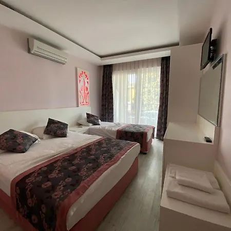 ホテル Beachway &