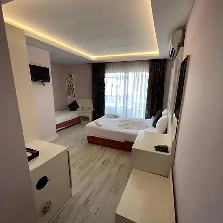 Beachway & Hotel 3*