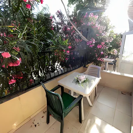 Beachway & ホテル