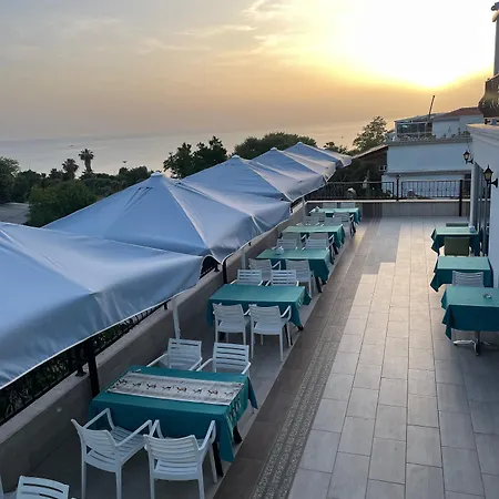 Beachway & 3* Сиде