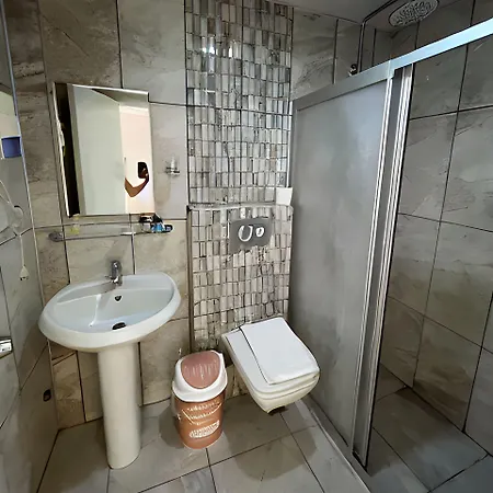 Beachway & ホテル シダ