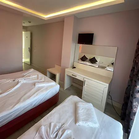 Hotel Beachway & Sidé