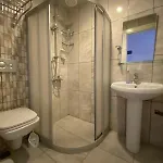 Готель Beachway & 3*