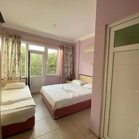 Beachway & Готель Сіде