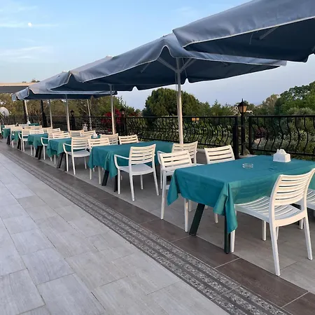 Beachway & Готель Сіде