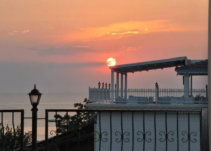 Отель Beachway & 3*